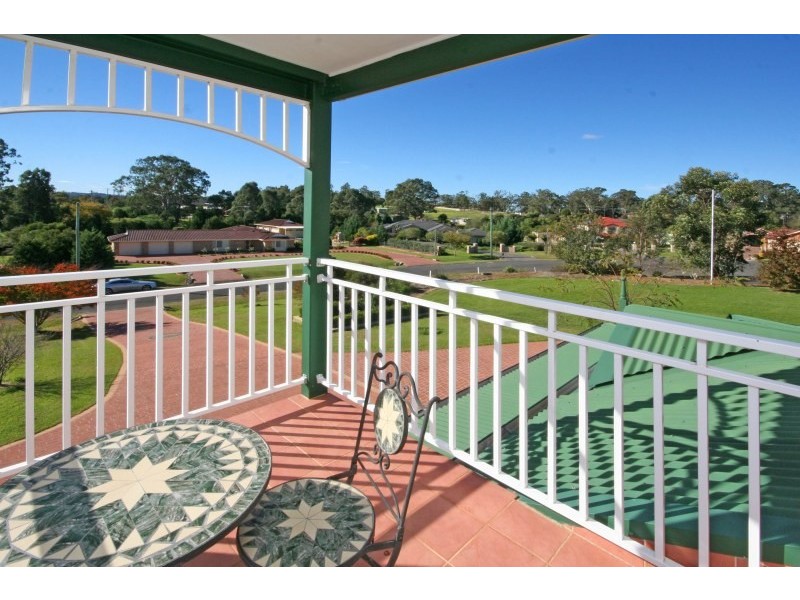 16 Aberfoyle Place, Grasmere NSW 2570