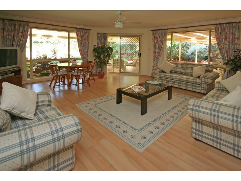 8 Arietta Circuit, Harrington Park NSW 2567