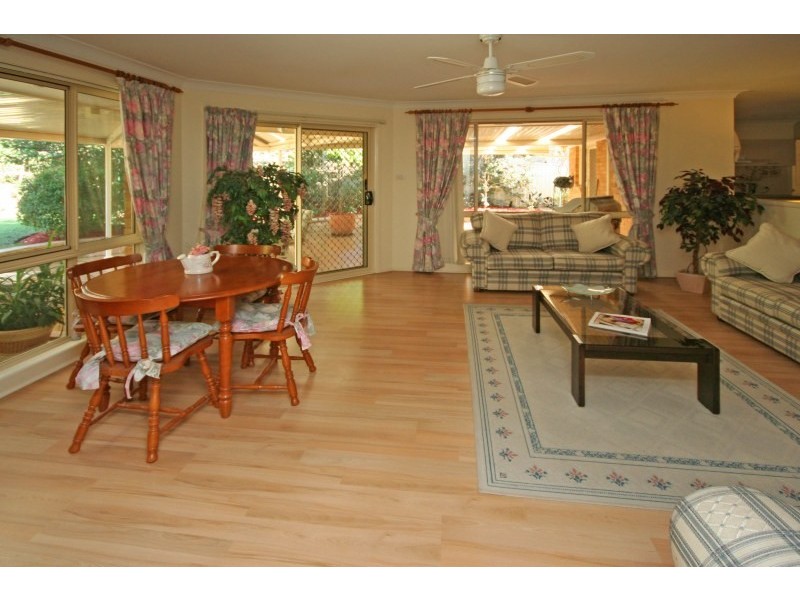 8 Arietta Circuit, Harrington Park NSW 2567