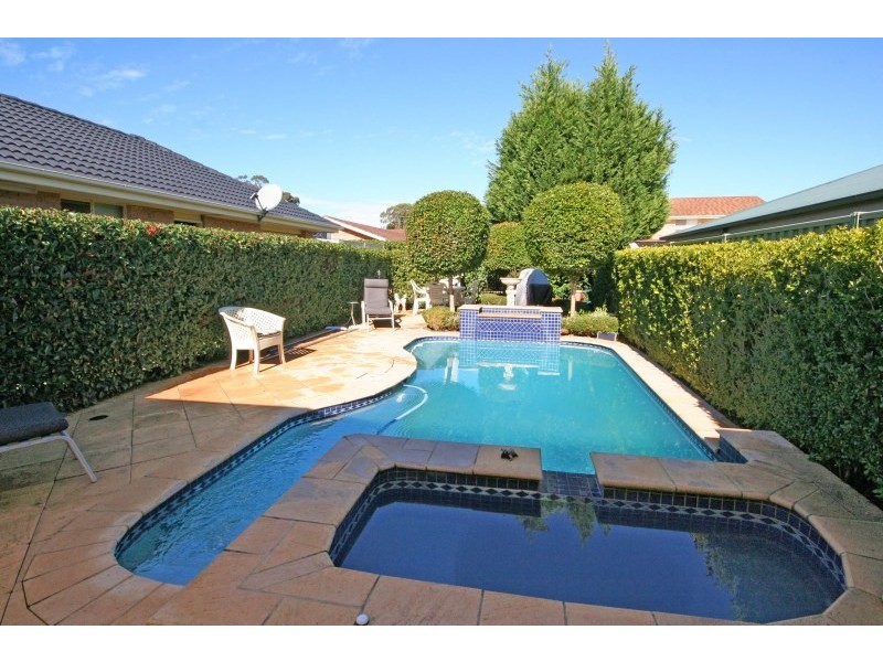 3 Dominish Crescent, Camden South NSW 2570