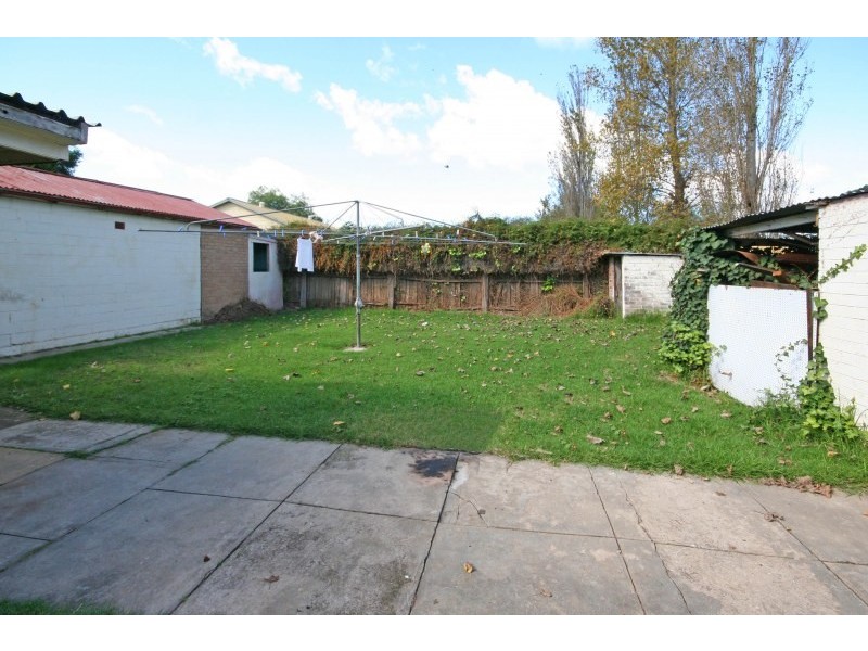 50 Camden Valley Way, Elderslie NSW 2570
