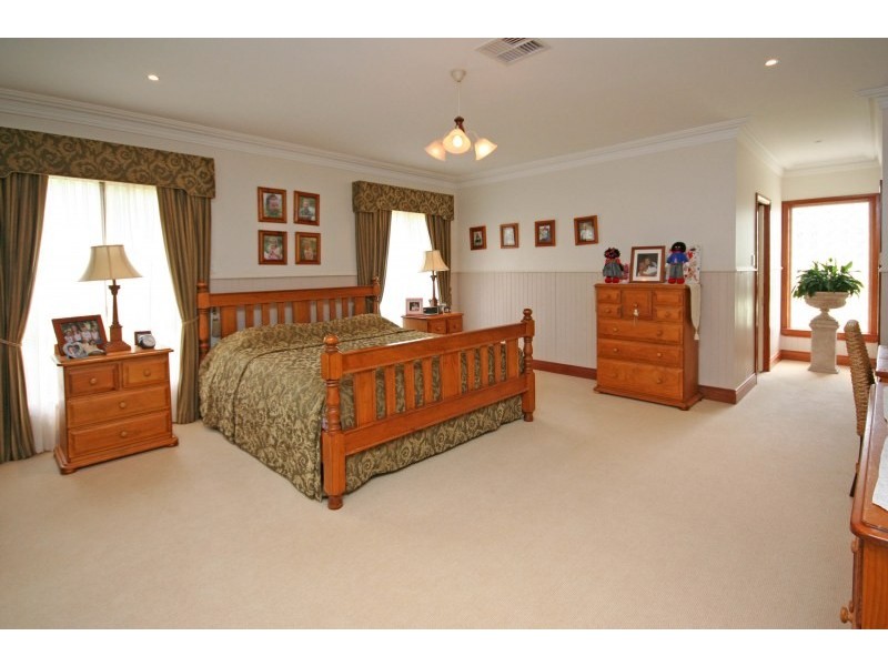 35 McKee Road, Camden NSW 2570