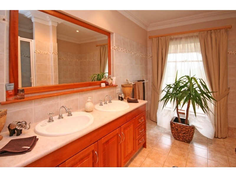 35 McKee Road, Camden NSW 2570