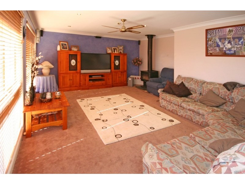 7 West Place, Camden NSW 2570