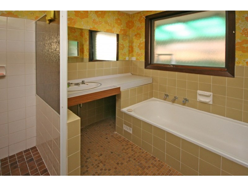 19 Luker Street, Elderslie NSW 2570