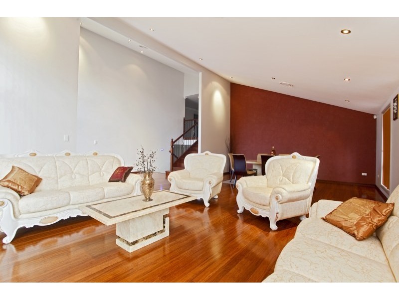10 Towra Court, Harrington Park NSW 2567