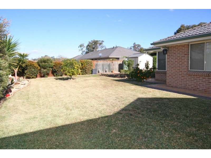 34 MacArthur Circuit, Camden Park NSW 2570