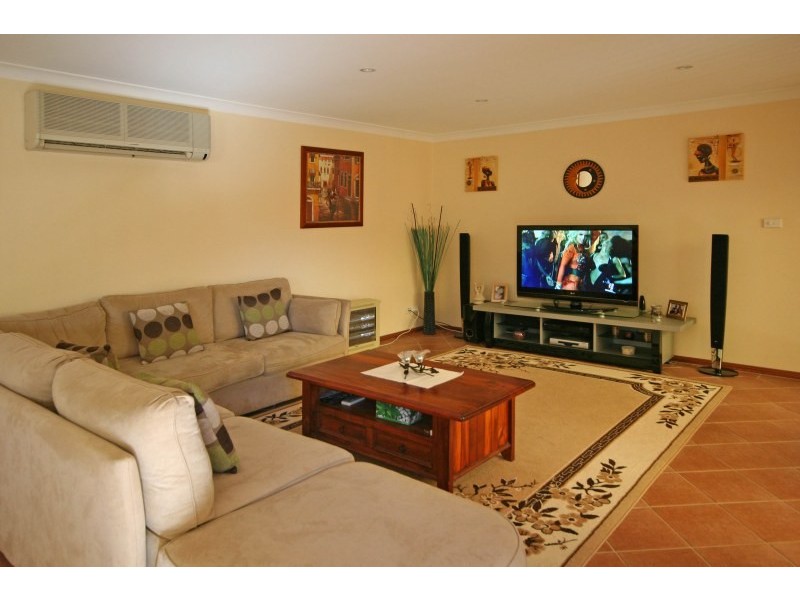 8B Veness Circuit, Narellan Vale NSW 2567
