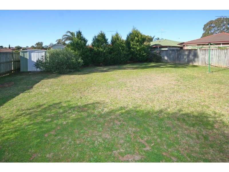 42 Holdsworth Drive, Narellan Vale NSW 2567