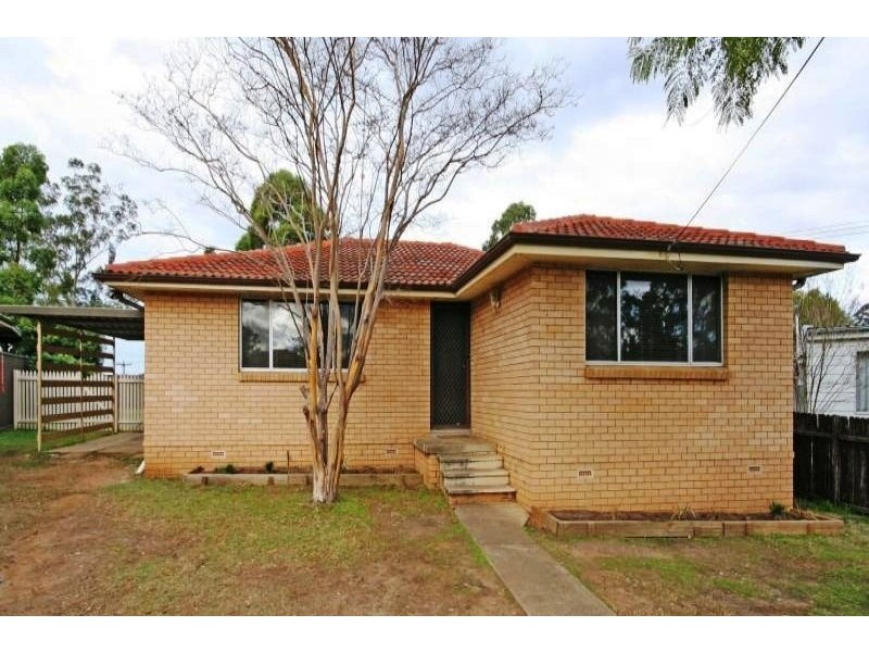 57 Flinders Avenue, Camden South NSW 2570