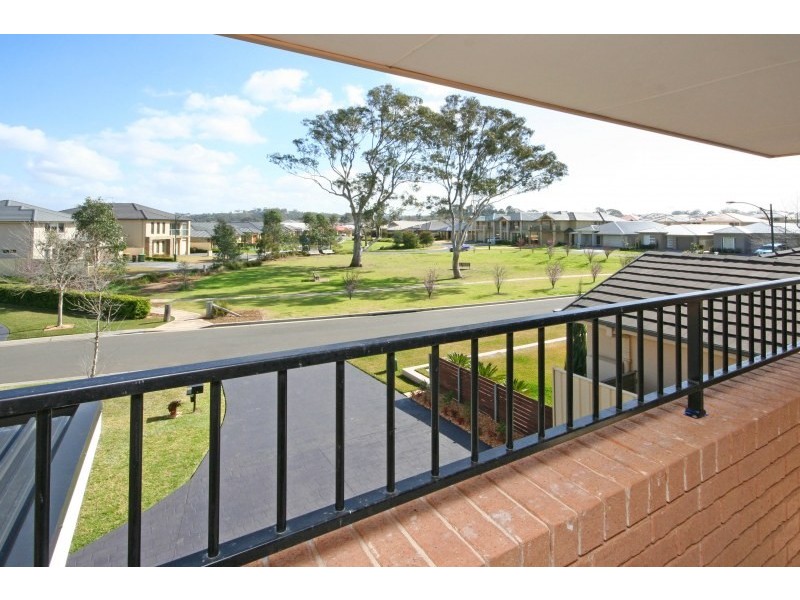 8 Budgen Circuit, Harrington Park NSW 2567