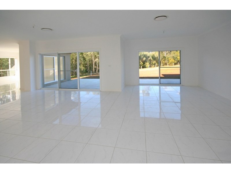36 Sickles Drive, Grasmere NSW 2570