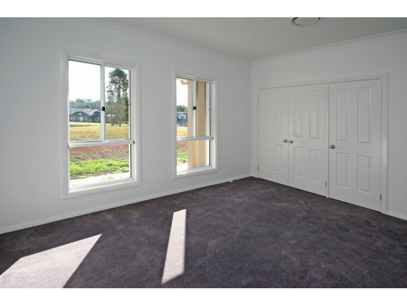 36 Sickles Drive, Grasmere NSW 2570