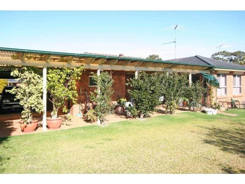 6 Reeve Place, Camden South NSW 2570