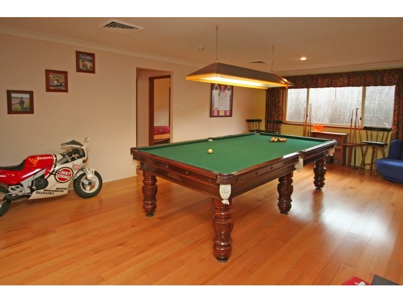 28 Devitt Crescent, The Oaks NSW 2570
