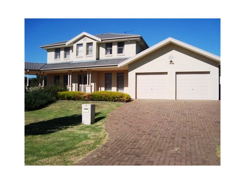 1 Wilmott Court, Camden Park NSW 2570