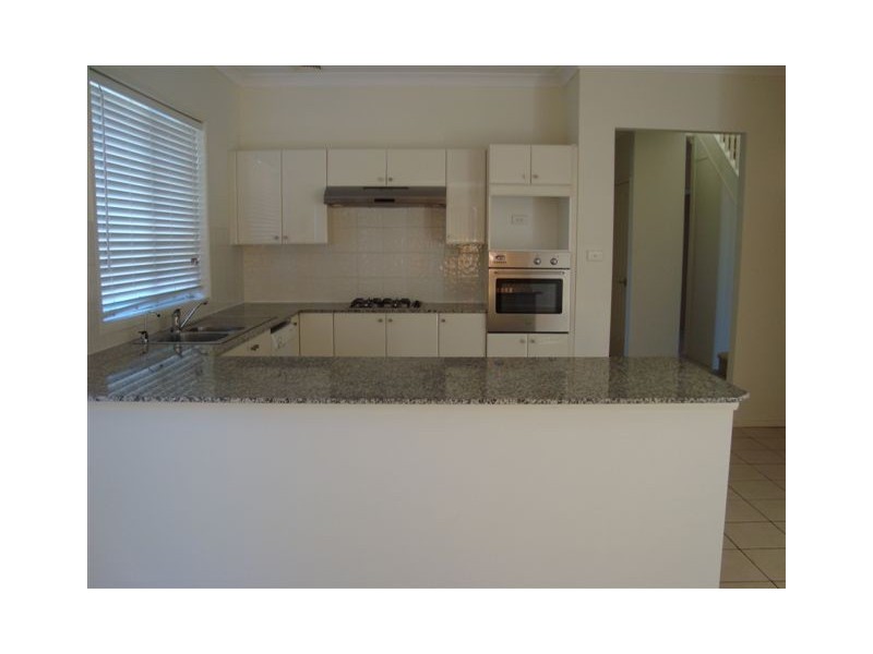 1 Wilmott Court, Camden Park NSW 2570