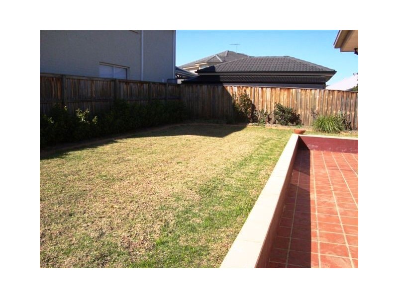 1 Wilmott Court, Camden Park NSW 2570