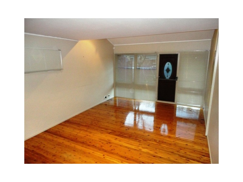 Unit 18/58 Greenoaks Avenue, Bradbury NSW 2560