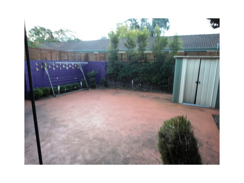 Unit 18/58 Greenoaks Avenue, Bradbury NSW 2560