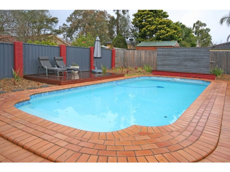 10 Smart Avenue, Camden South NSW 2570