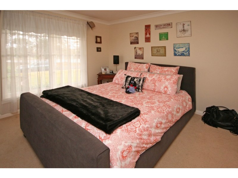 10 Smart Avenue, Camden South NSW 2570
