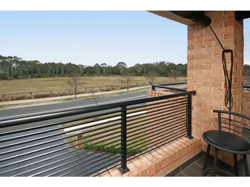 93 Sir Warwick Fairfax Drive, Harrington Park NSW 2567