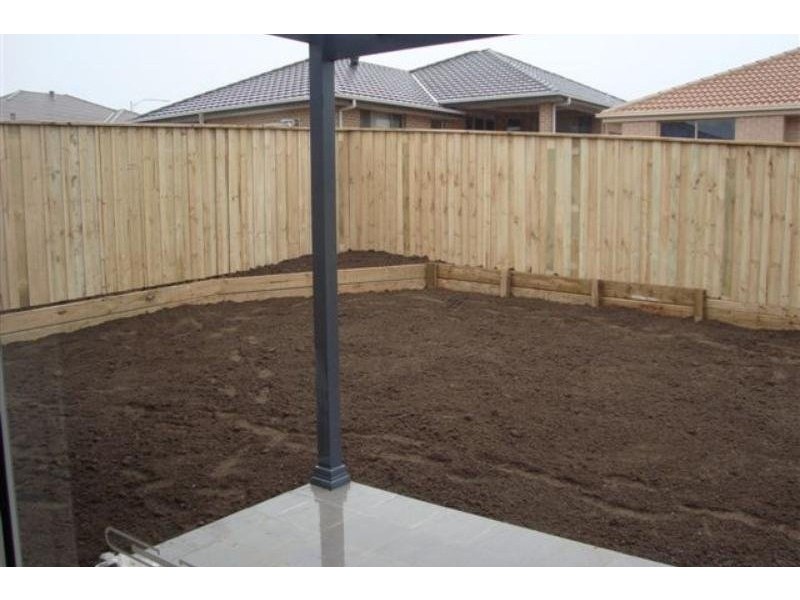 10 Delaware Street, Spring Farm NSW 2570