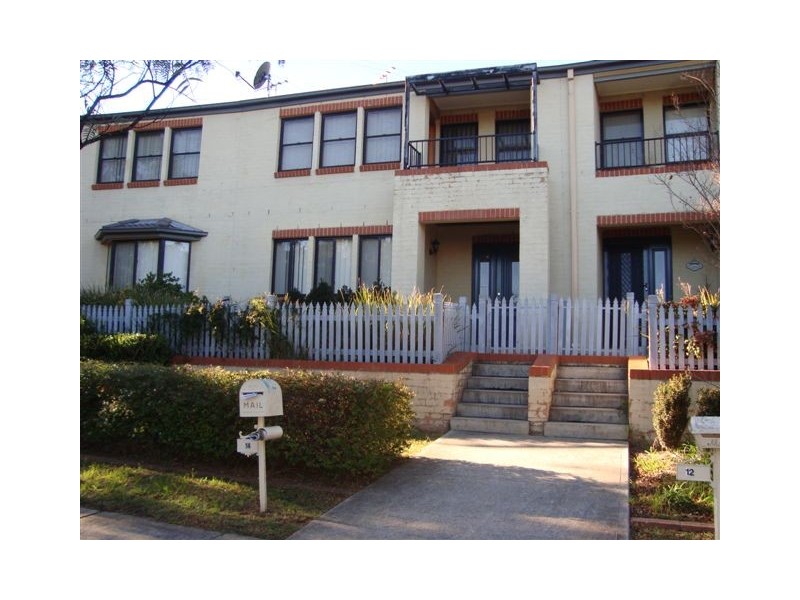 14 Pickets Place, Currans Hill NSW 2567