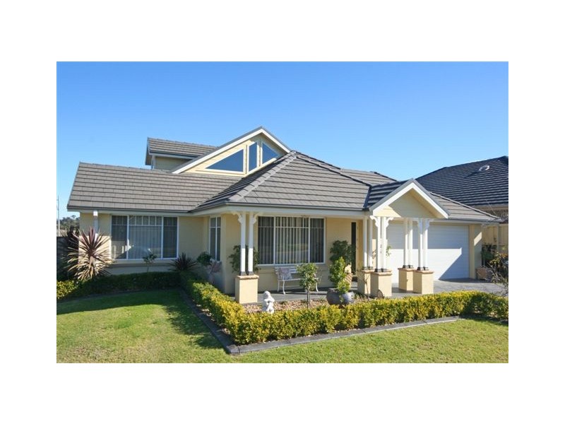 6 Grimes Avenue, Elderslie NSW 2570