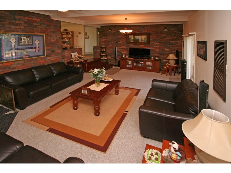 66 Kundabung Street, Belimbla Park NSW 2570