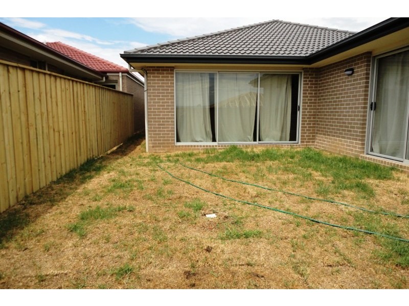 14 Green Hill Street, Spring Farm NSW 2570