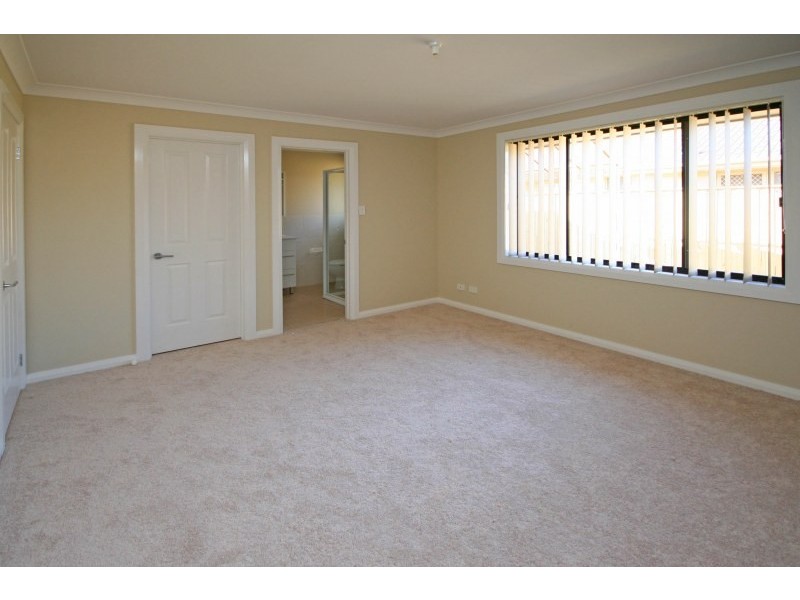 50 Adams Circuit, Elderslie NSW 2570