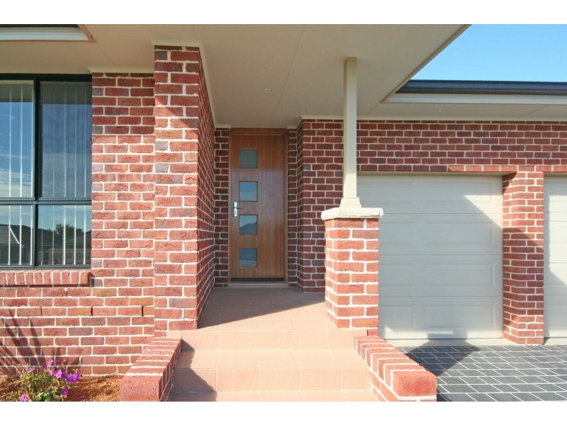 50 Adams Circuit, Elderslie NSW 2570