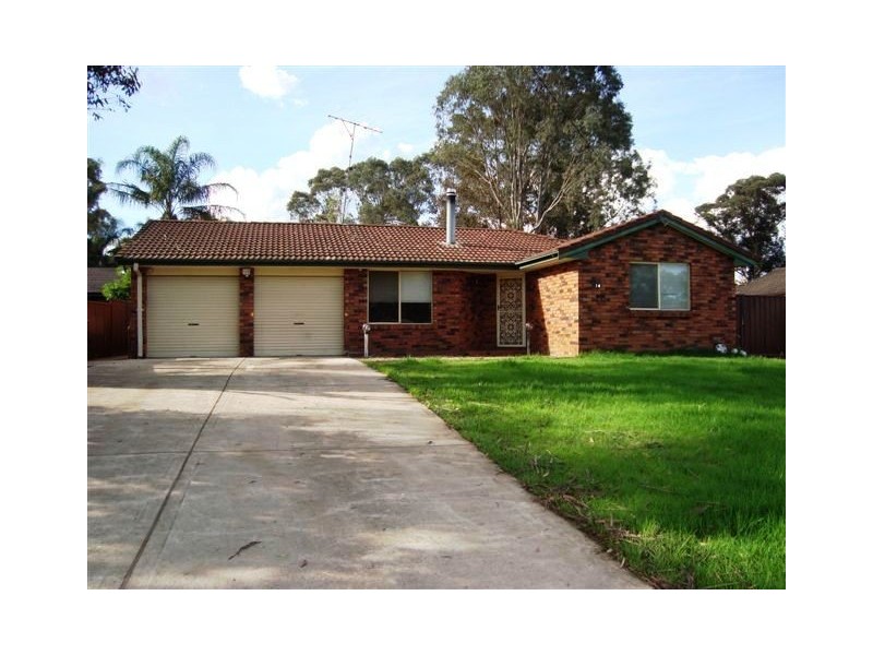 14 Jenkins Street, Douglas Park NSW 2569