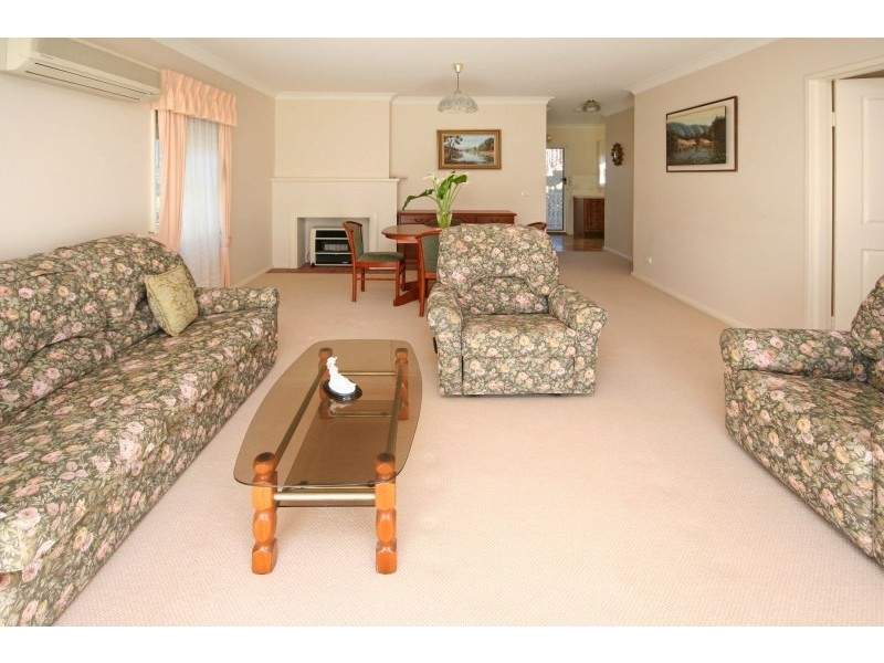 Unit 1/14 Barsden Street, Camden NSW 2570