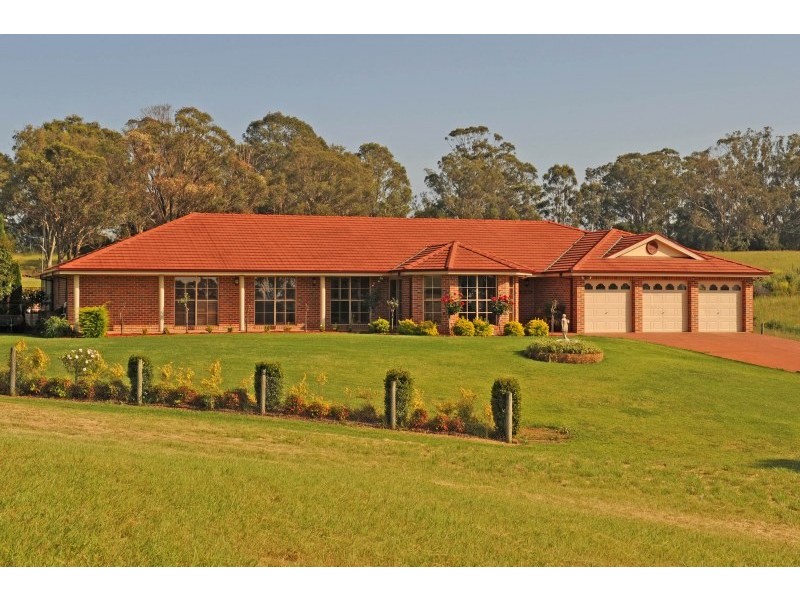 1 The Outlook, Kirkham NSW 2570