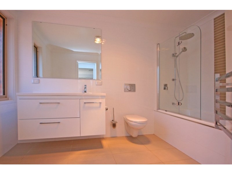 1 The Outlook, Kirkham NSW 2570