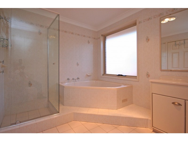 1 The Outlook, Kirkham NSW 2570