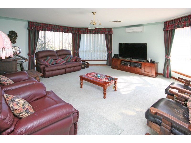58 Valley View Drive, Narellan NSW 2567
