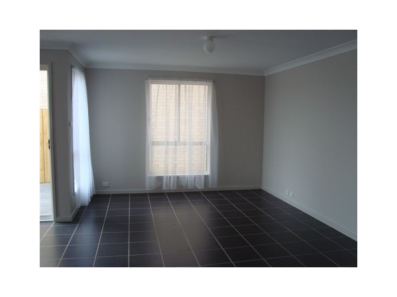 29 Irvine Street, Elderslie NSW 2570