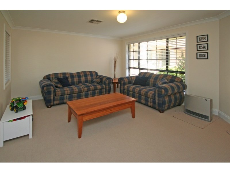 Unit 5/60 Old Hume Highway, Camden NSW 2570