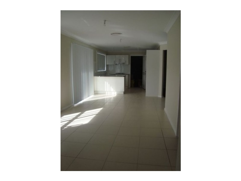 135 Kerrigan (corner Of Kerrgian & Gardiner) Crescent, Elderslie NSW 2570