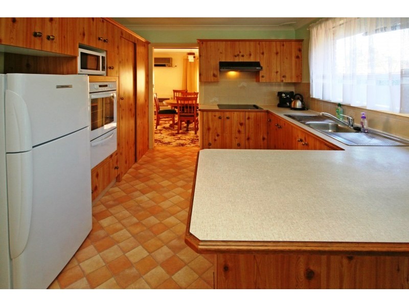 19 Luker Street, Elderslie NSW 2570