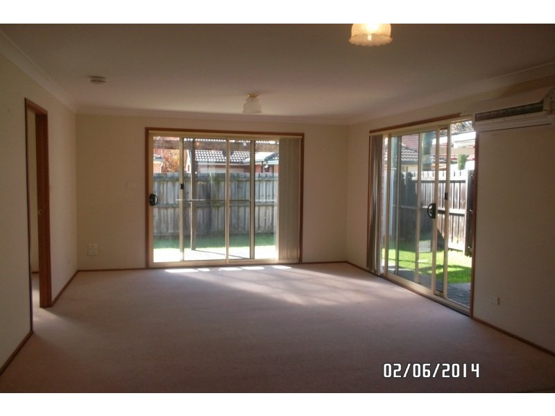 37 Lakeside Street, Currans Hill NSW 2567