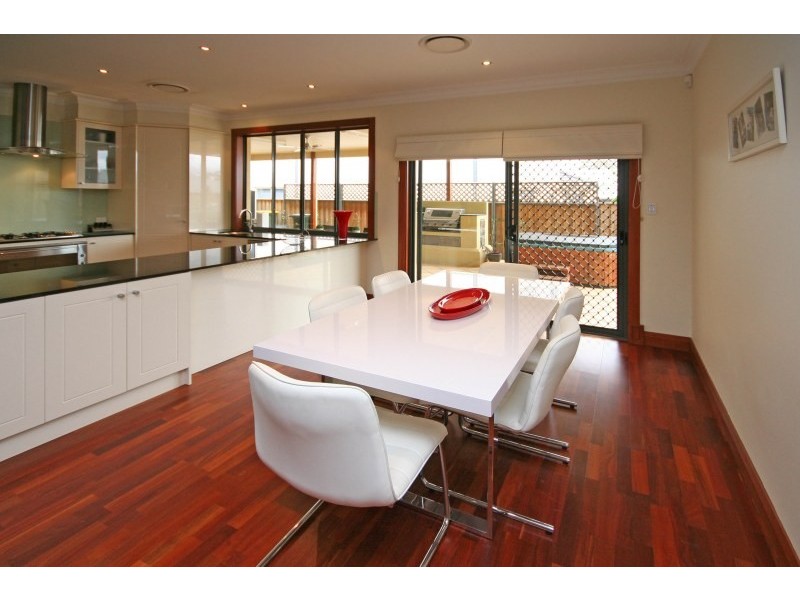 24 MacArthur Circuit, Camden Park NSW 2570