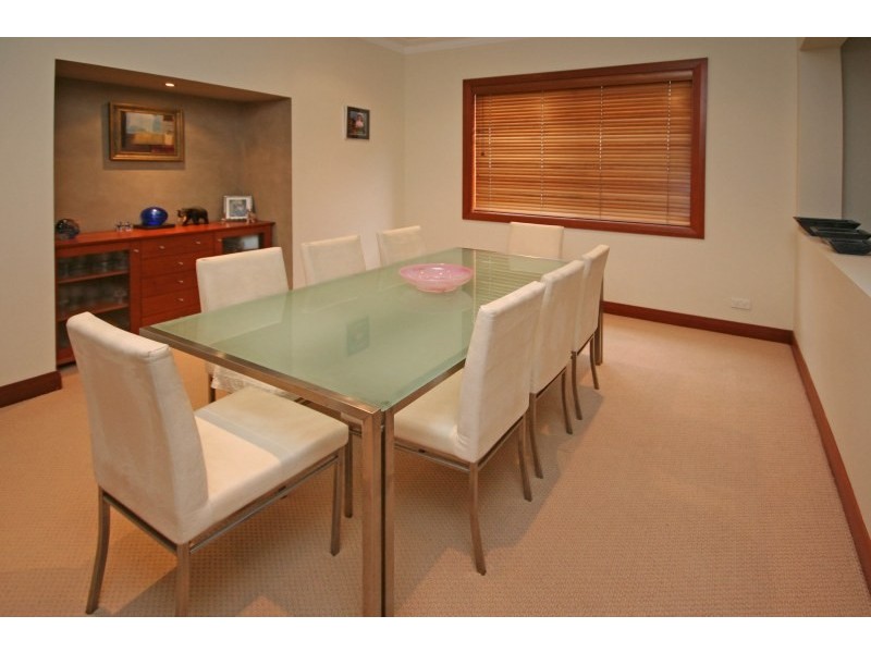 24 MacArthur Circuit, Camden Park NSW 2570