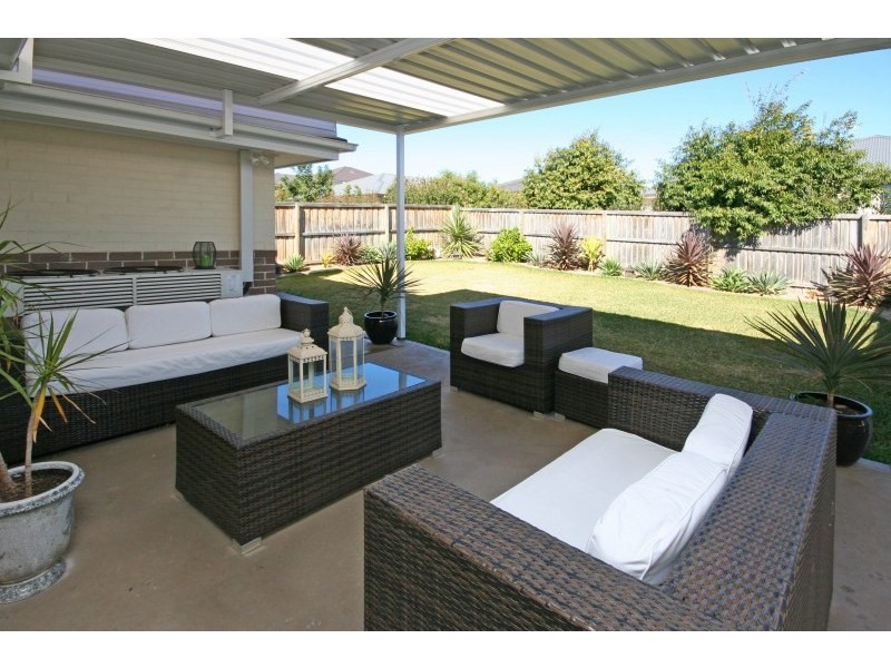 10 Irvine Street, Elderslie NSW 2570