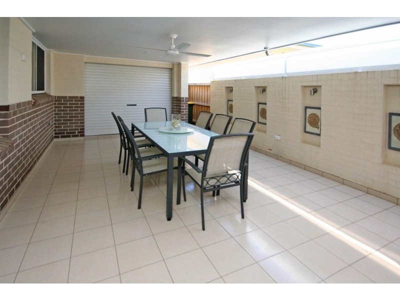 10 Irvine Street, Elderslie NSW 2570