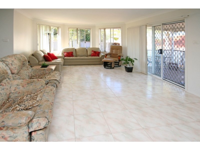 18 Phoenix Place, Narellan Vale NSW 2567